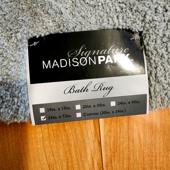 Large Bath Rug - Picture 2 of 2